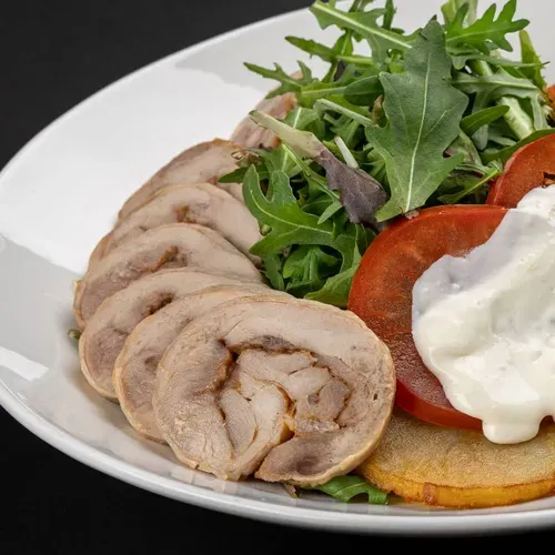 SALATĂ DIIN CARNE DE CURCAN